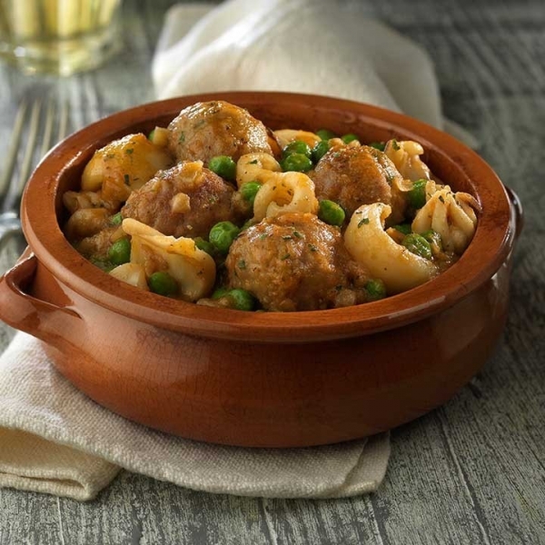 Фото традиционных блюд Испании: вкусное блюдо в горшочке