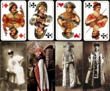 Карты с изображениями людей и исторические костюмы