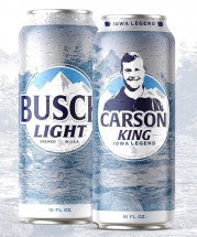 Банки пива Busch Light с изображением Carson King