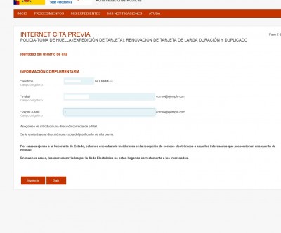 Форма для записи на прием с полями для телефона и электронной почты