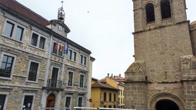 Испания: Salas, Asturias, Camino de Saniago город
