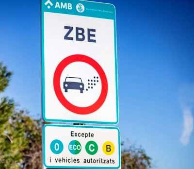 ZBE знак ограничения для авто в Барселоне