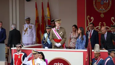 парад в честь дня армии Испании